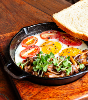Baked Eggs e Cogumelos